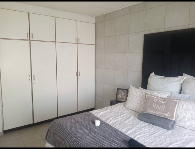 3 BEDROOM SECTIONAL TITLE FOR SALE IN BERTON PARK